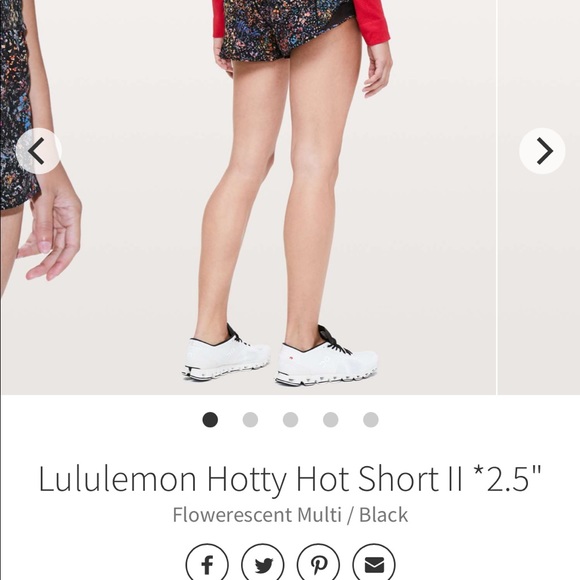 Lululemon size 6 hotty hot shorts - Picture 4 of 4